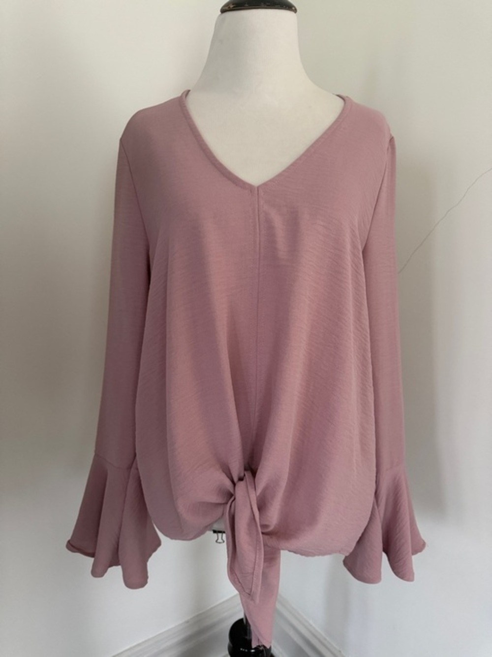 One Four Three Dusty Rose V-Neck Tie-Front Bell  Sleeve Boho Blouse Small